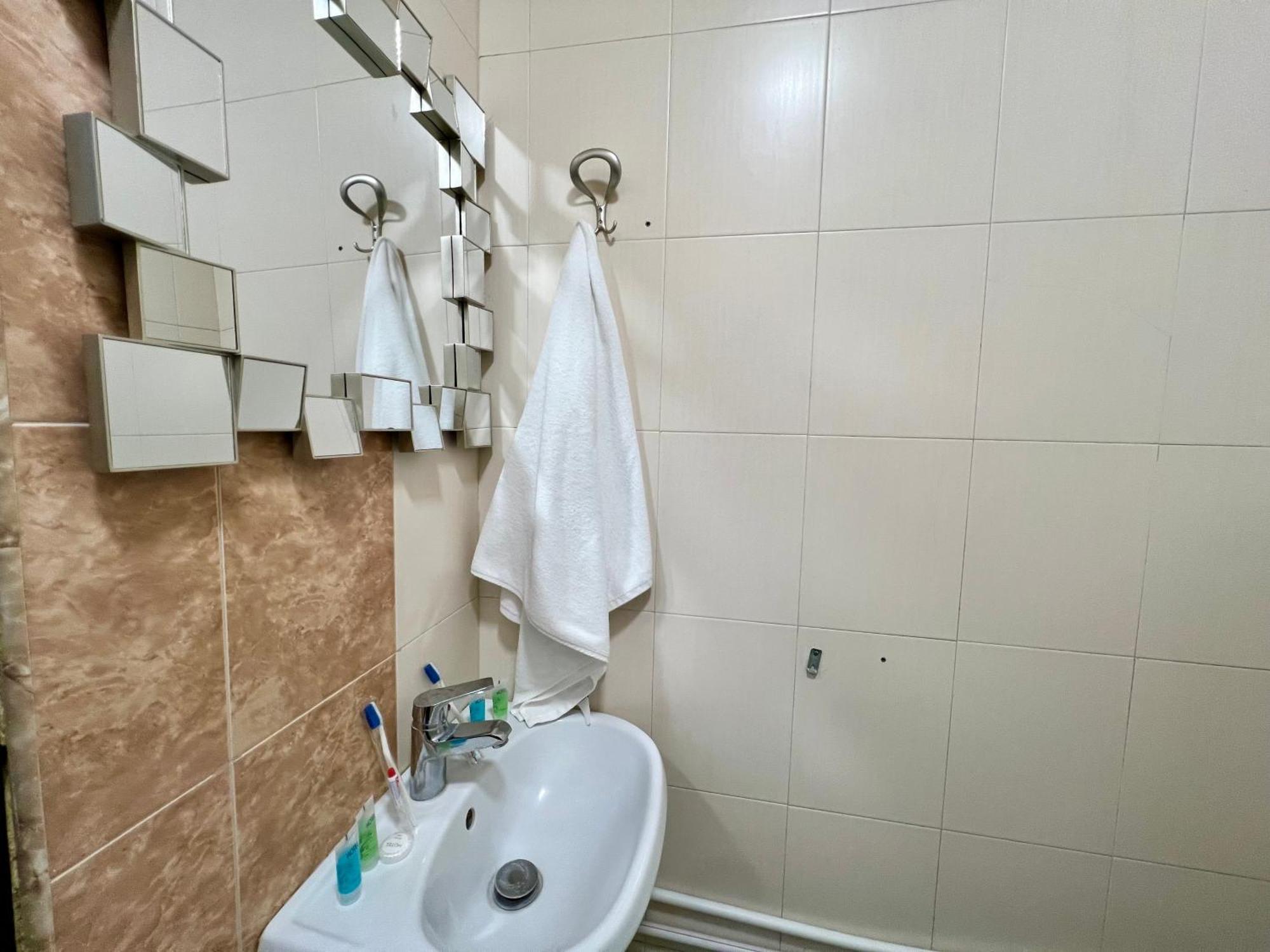 Yvn Tumanyan Apart-Hotel Yerevan Bagian luar foto